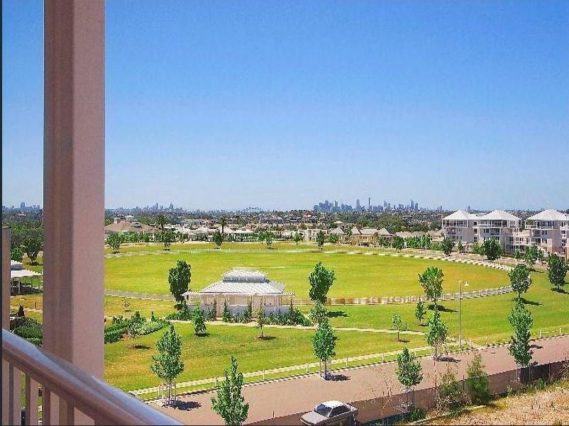 57/2 Juniper Dr, Breakfast Point, NSW 2137