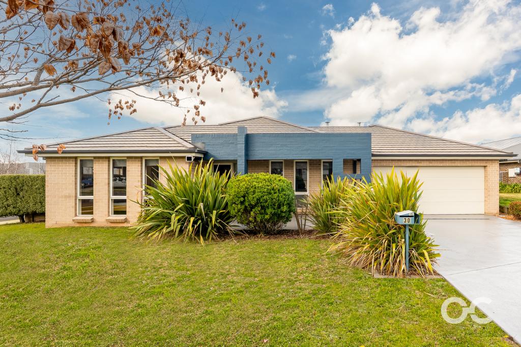 30 Diamomd Dr, Orange, NSW 2800