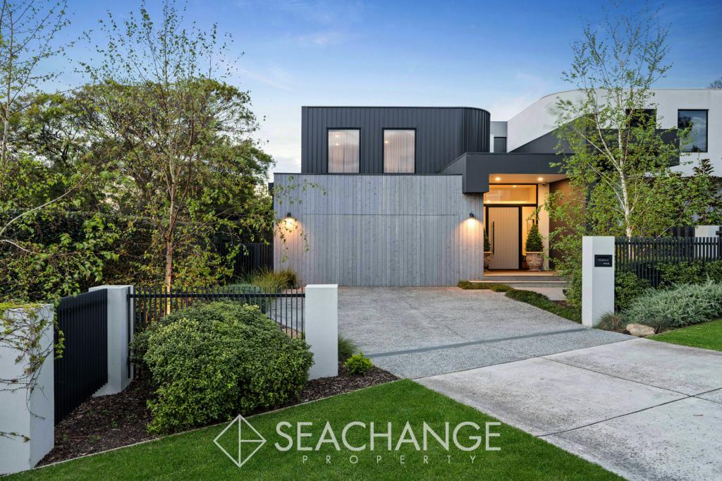 132 BARKLY ST, MORNINGTON, VIC 3931