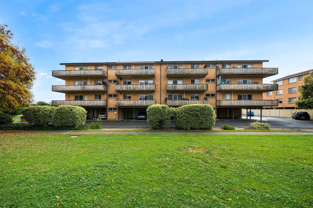 11/60 Trinculo Pl, Queanbeyan East, NSW 2620