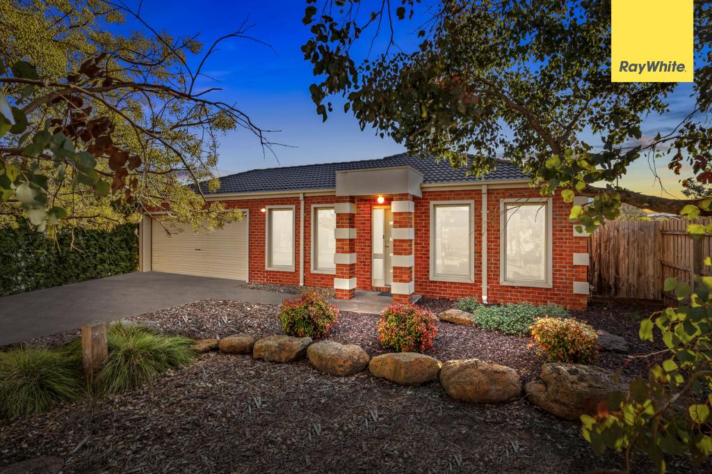 10 Birdswing Tce, Melton South, VIC 3338