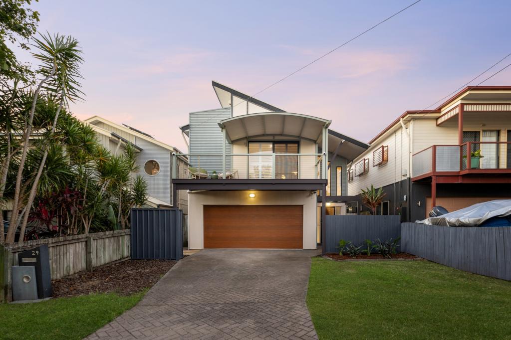 29 Blackwood Rd, Manly West, QLD 4179