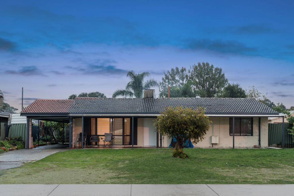 23 Eighth Rd, Armadale, WA 6112