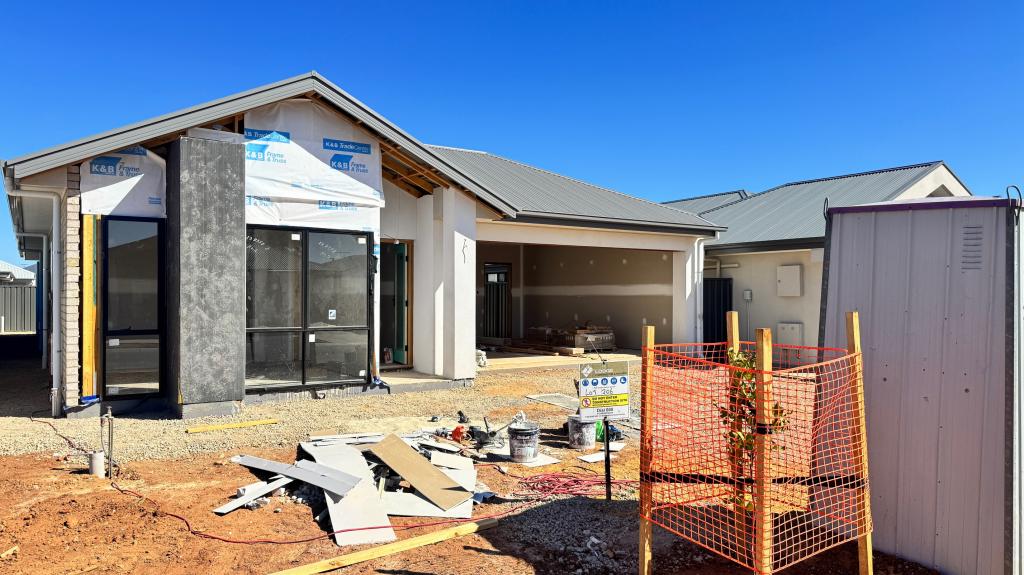 LOT 206 CORNWALL ST, MUNNO PARA DOWNS, SA 5115