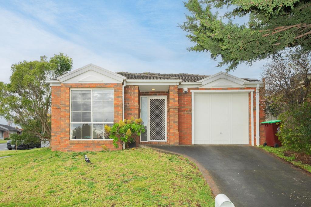 2 Kimbarra Dr, Berwick, VIC 3806
