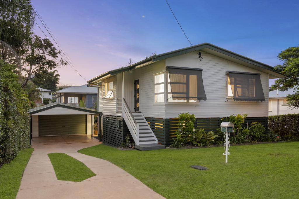 55 Wemvern St, Upper Mount Gravatt, QLD 4122