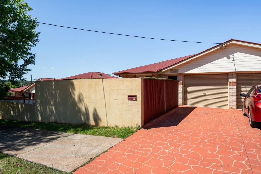 1/402 Alderley St, Kearneys Spring, QLD 4350