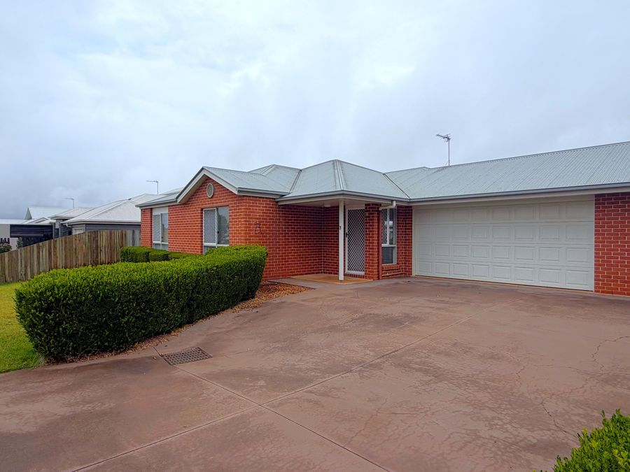 1/428 West St, Kearneys Spring, QLD 4350