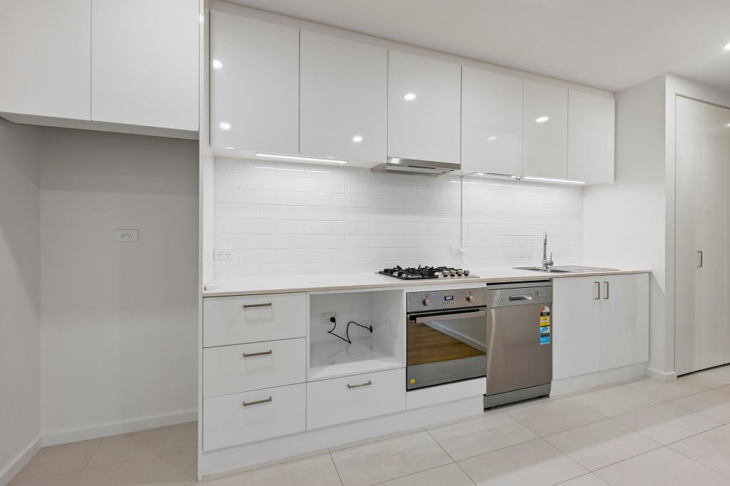 15/112-124 MIDDLEBOROUGH RD, BLACKBURN SOUTH, VIC 3130