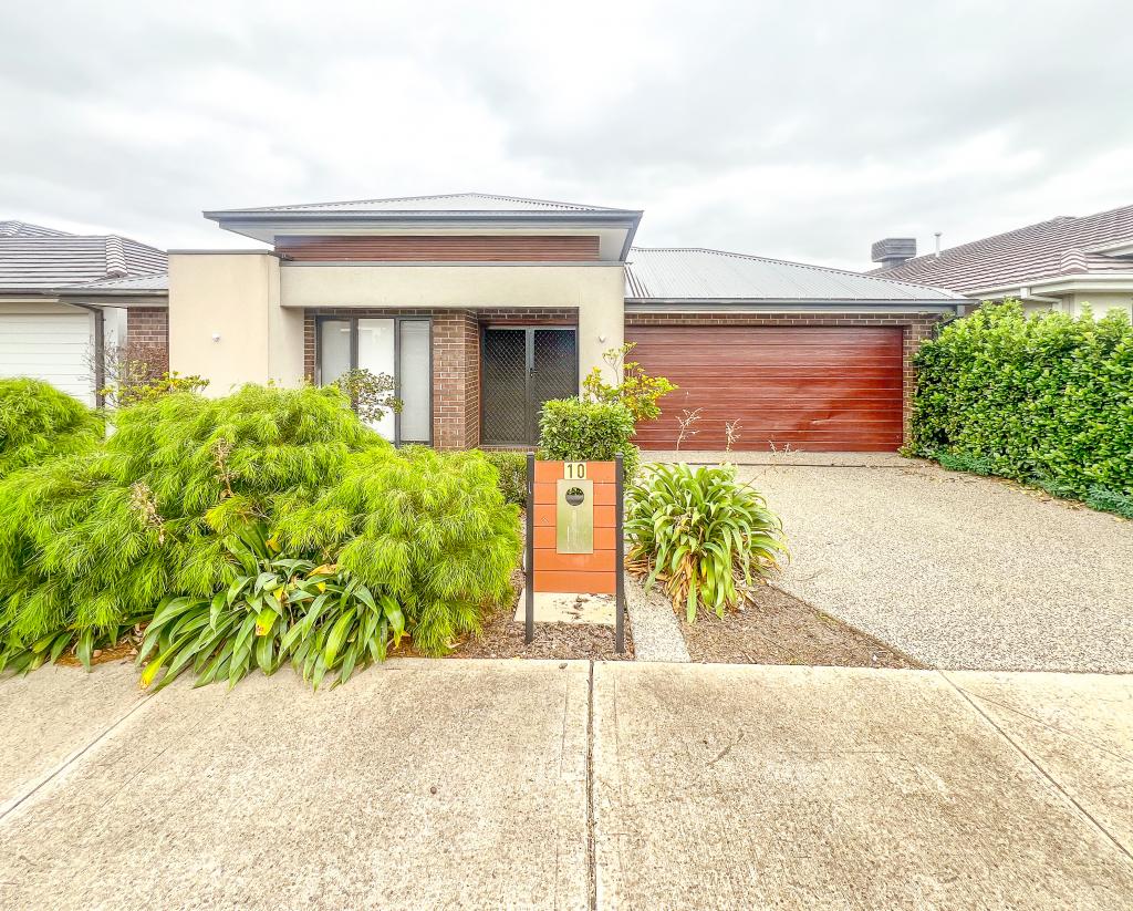 10 WOODLET WAY, DONNYBROOK, VIC 3064
