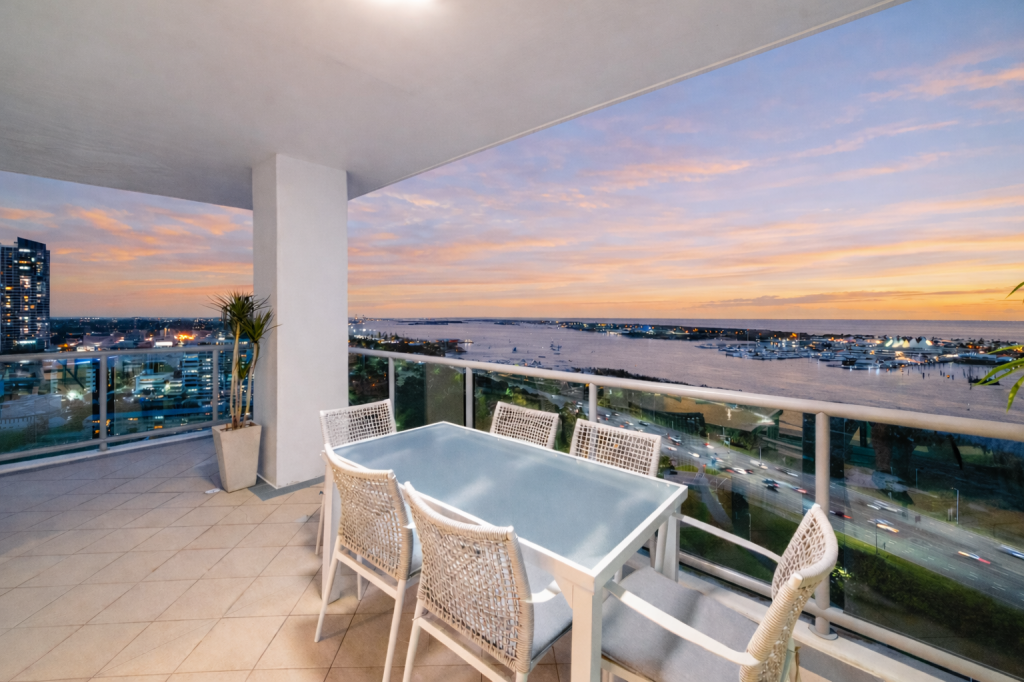 2403/1 Como Cres, Southport, QLD 4215