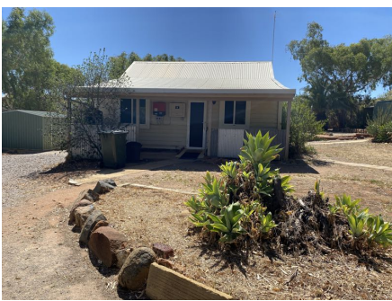 9 Essex St, Northampton, WA 6535