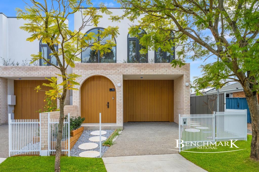 8C ANCURA CT, WATTLE GROVE, NSW 2173
