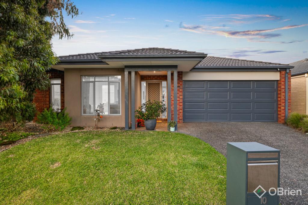 10 Nurture Ave, Cranbourne North, VIC 3977