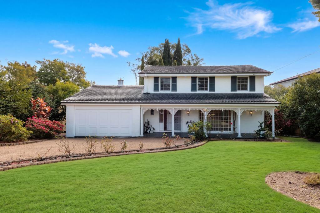 37 OXLEY AVE, ST IVES, NSW 2075