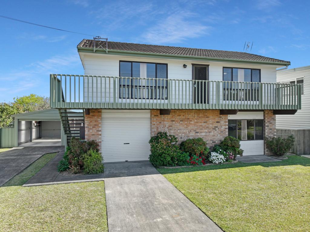 17 Bailey Ave, Greenwell Point, NSW 2540