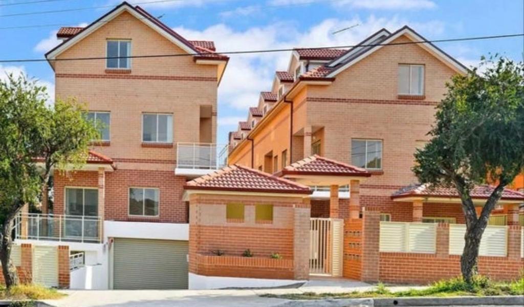 55-57 BEXLEY RD, CAMPSIE, NSW 2194