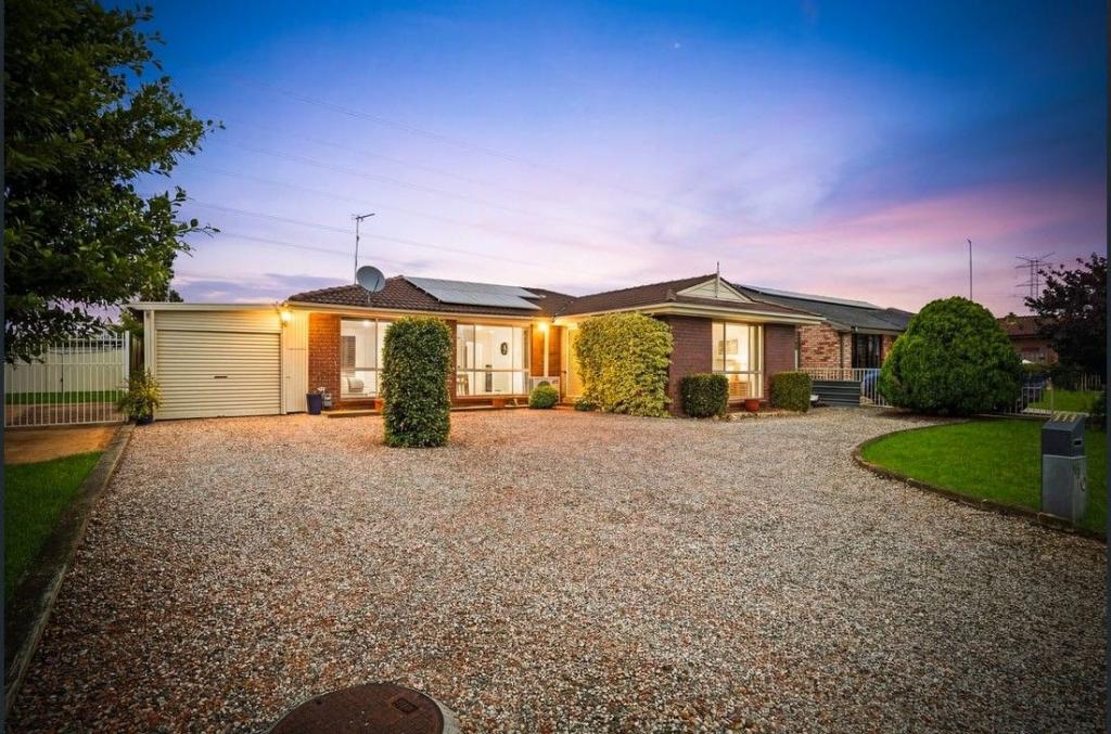 98 Weaver St, Erskine Park, NSW 2759