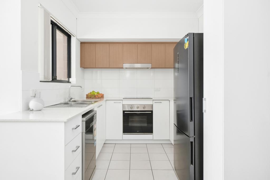 36/18 Whitlock Rd, Queens Park, WA 6107