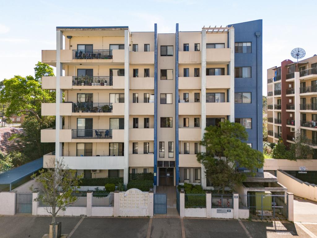 21/29-31 Castlereagh St, Liverpool, NSW 2170