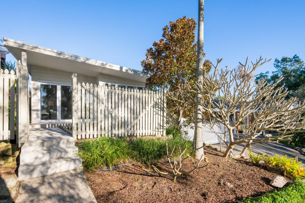 17a Bangalow Ave, Mona Vale, NSW 2103