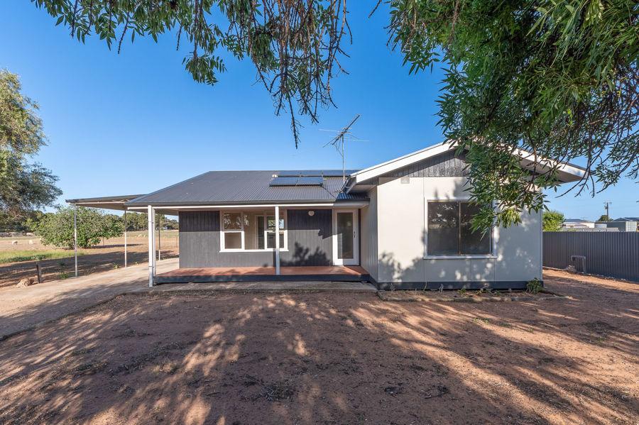 2267 Mannum Rd, Murray Bridge, SA 5253