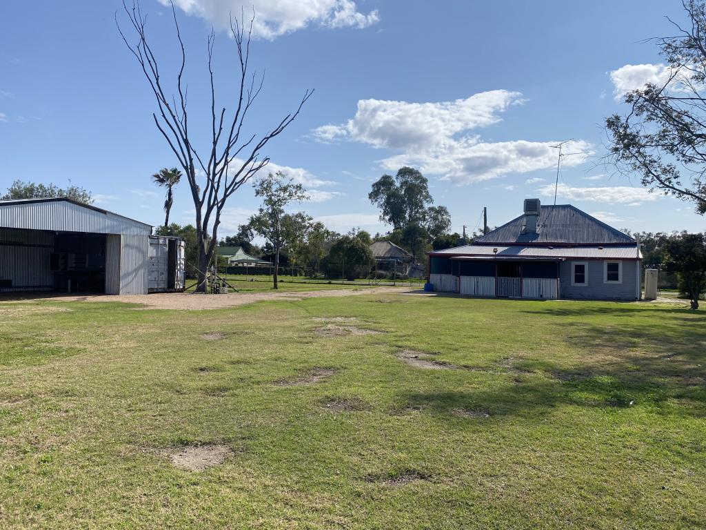 32 Kunopia St, Mungindi, NSW 2406