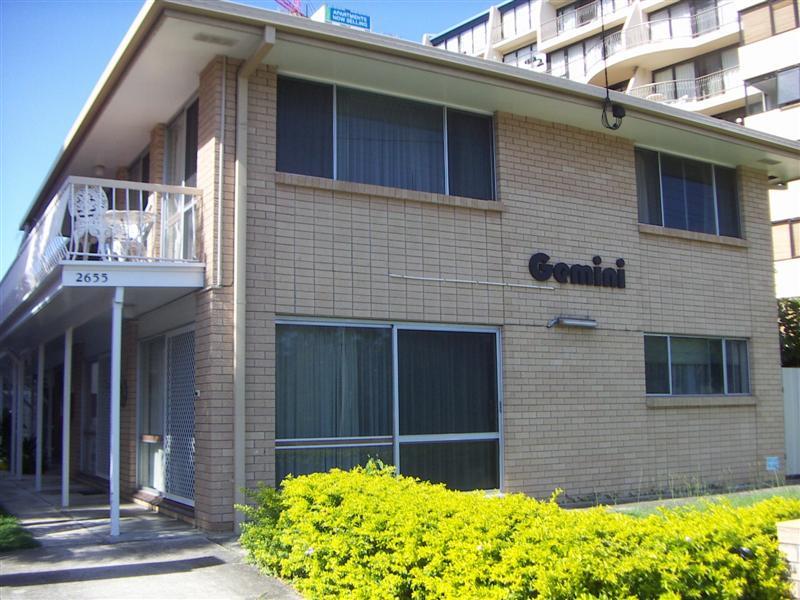 2/2655 Gold Coast Hwy, Broadbeach, QLD 4218