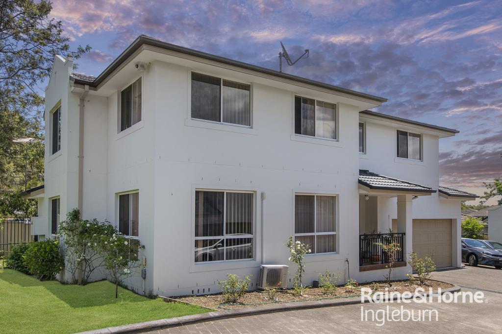 1/2 Lalor St, Glenfield, NSW 2167