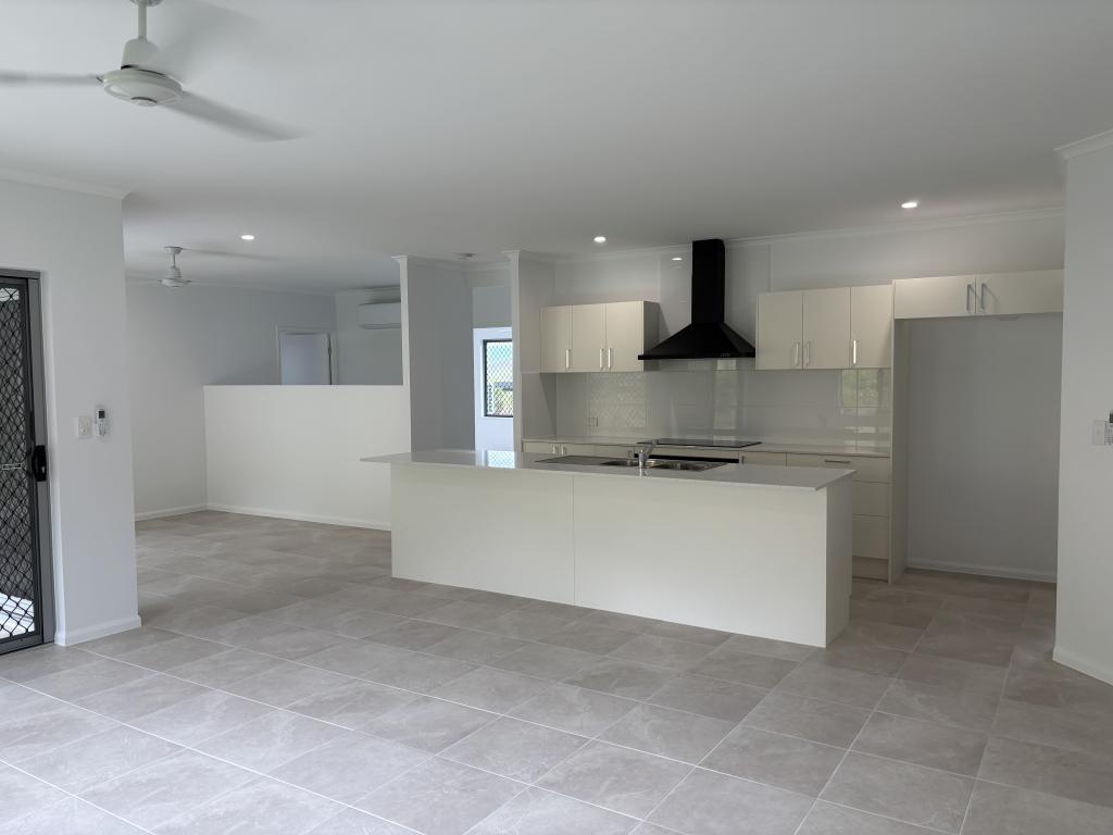 28 Sheoak Dr, Bentley Park, QLD 4869