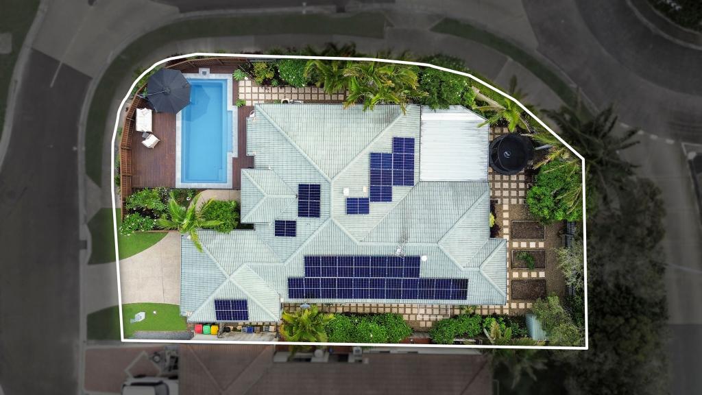 1 SEYCHELLES PL, PARREARRA, QLD 4575