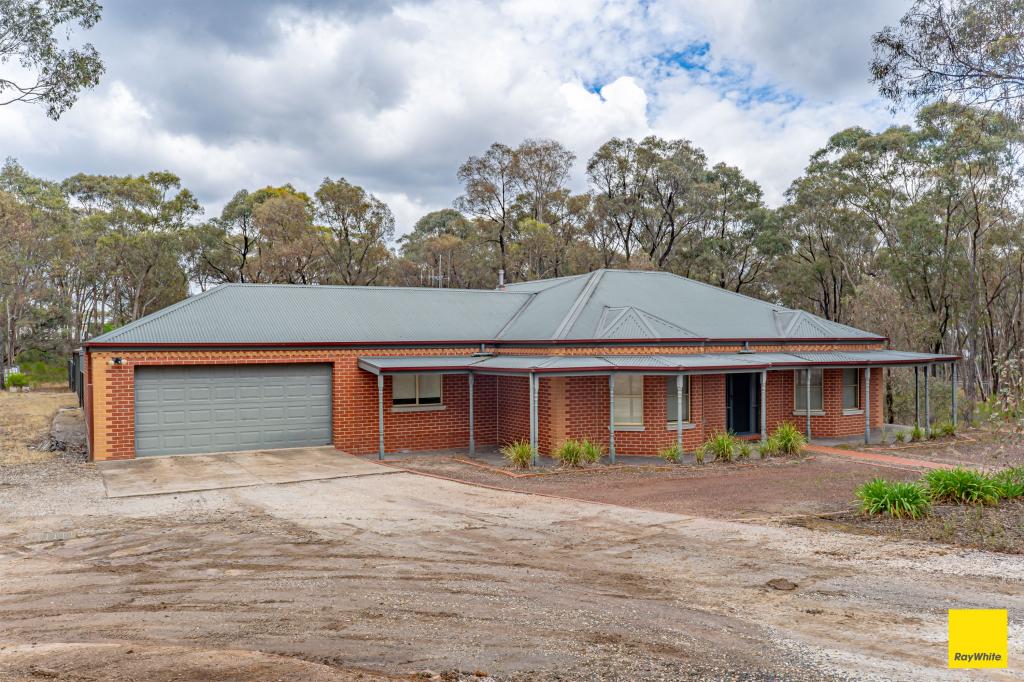 30 Braeside Dr, Junortoun, VIC 3551