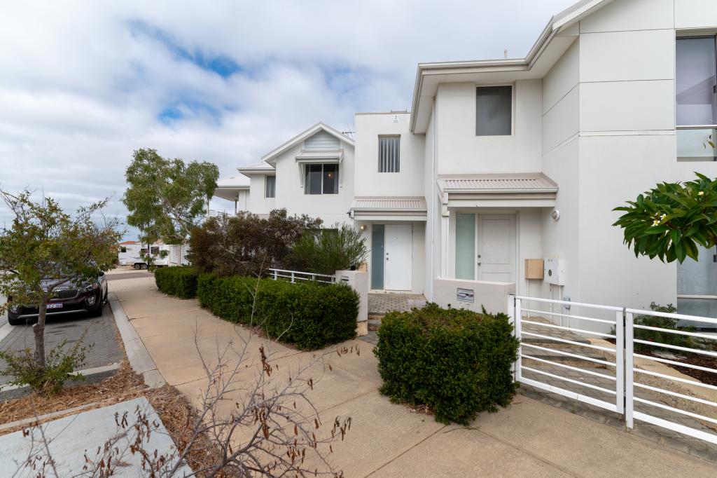 25 Navarre Way, Butler, WA 6036