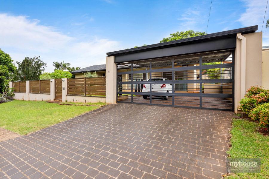 269 Mackenzie St, Centenary Heights, QLD 4350