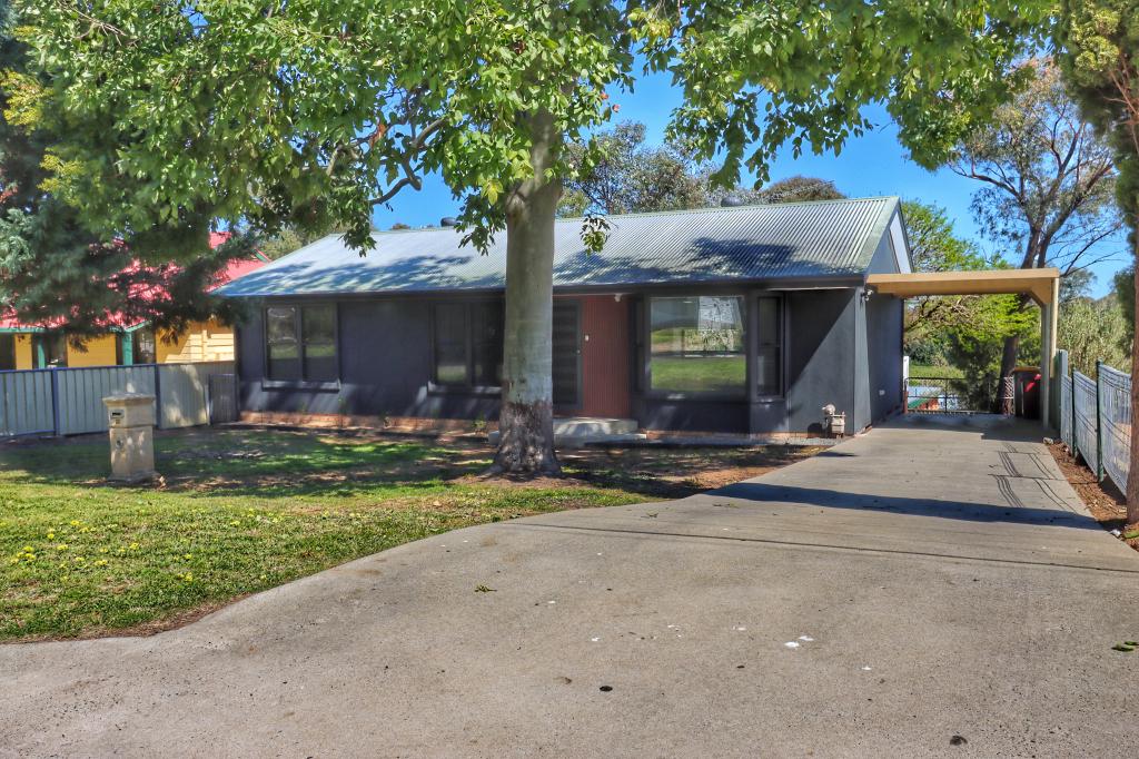 22 Chapman St, Cowra, NSW 2794