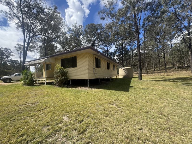 354 Wattle Camp Rd, Wattle Camp, QLD 4615