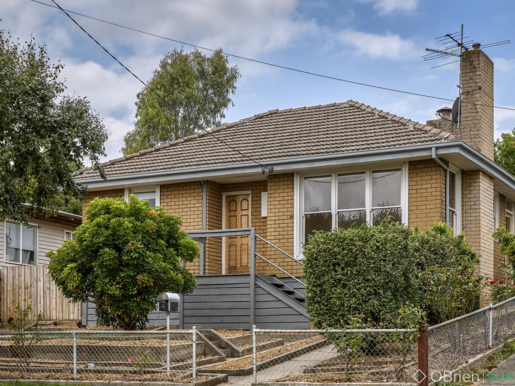 4 DUNN ST, WARRAGUL, VIC 3820