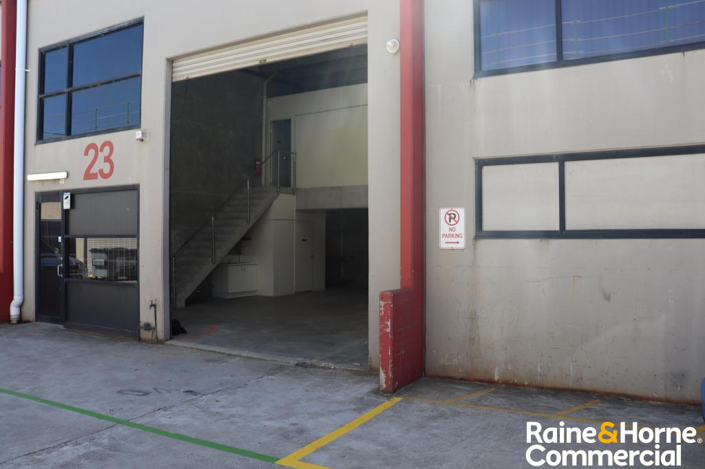 23/3 Kelso Cres, Moorebank, NSW 2170