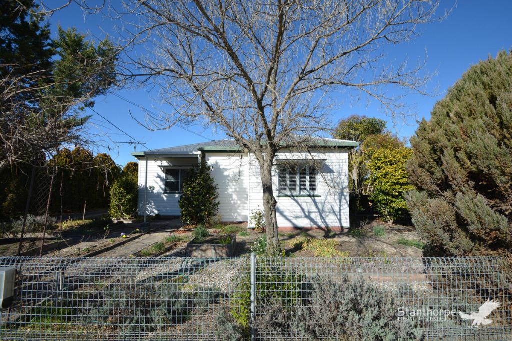 17 Symes St, Stanthorpe, QLD 4380