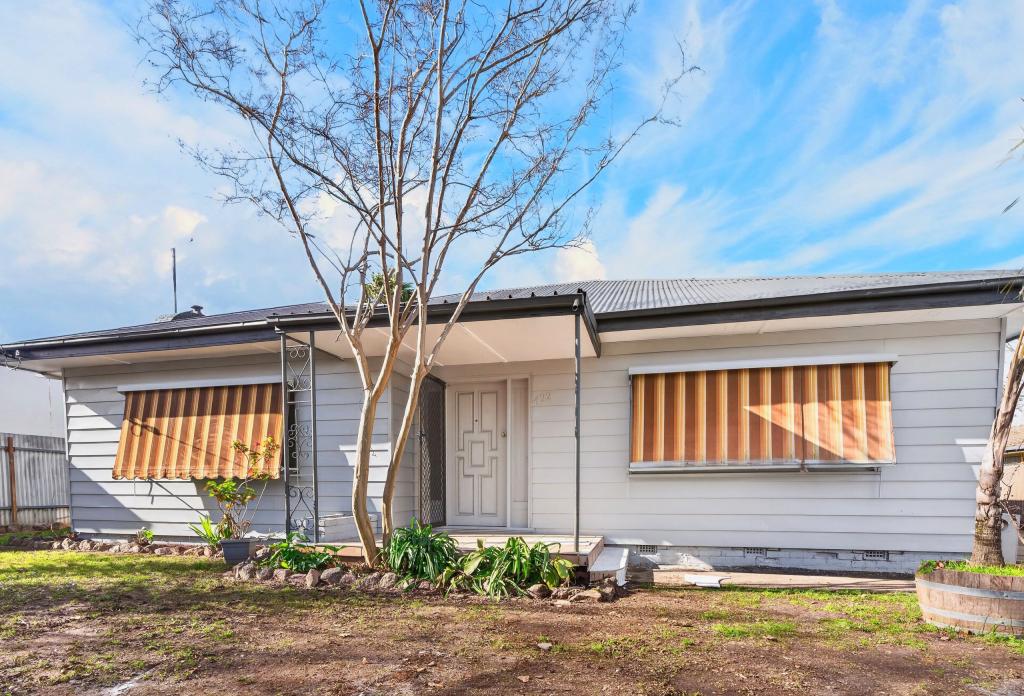 422 Urana Rd, Lavington, NSW 2641