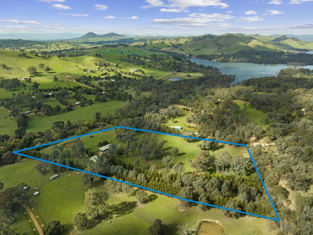 238 Dry Creek Rd, Bonnie Doon, VIC 3720