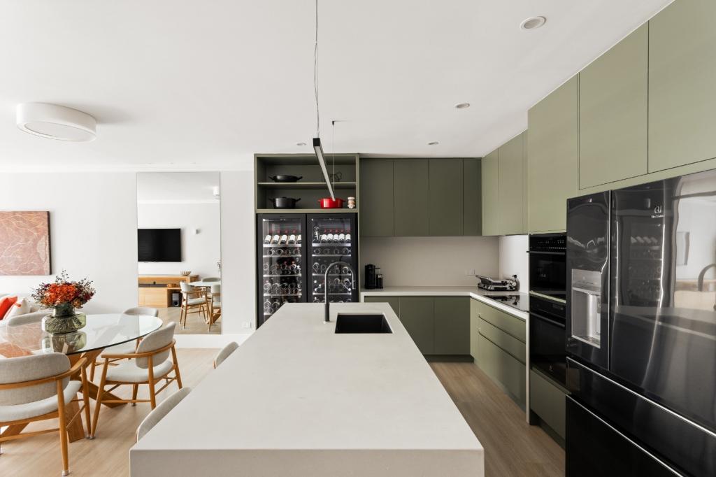 202/6 Fairwater Cl, Breakfast Point, NSW 2137