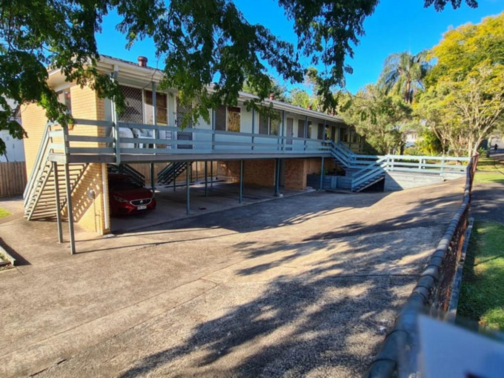 1/24 Caroline St, Annerley, QLD 4103