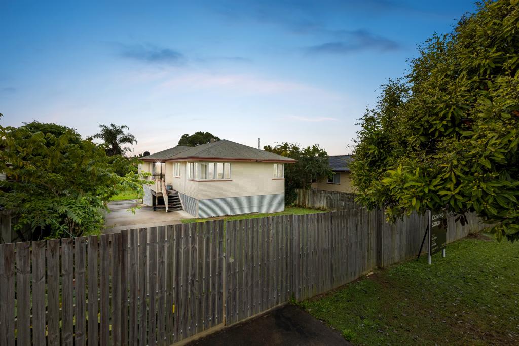 12 HURRELL ST, CLONTARF, QLD 4019