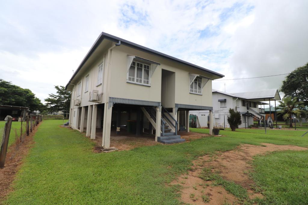 2/10 Abbott St, Ingham, QLD 4850