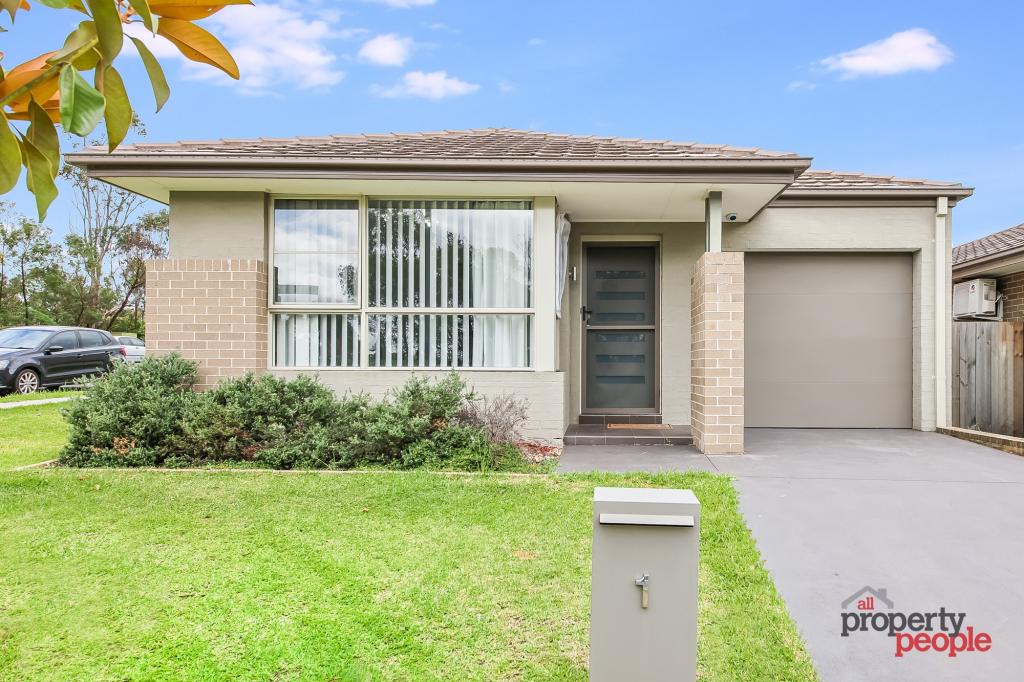 1 Rolla Rd, Glenfield, NSW 2167