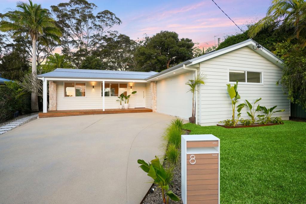8 COMPASS CL, BATEAU BAY, NSW 2261