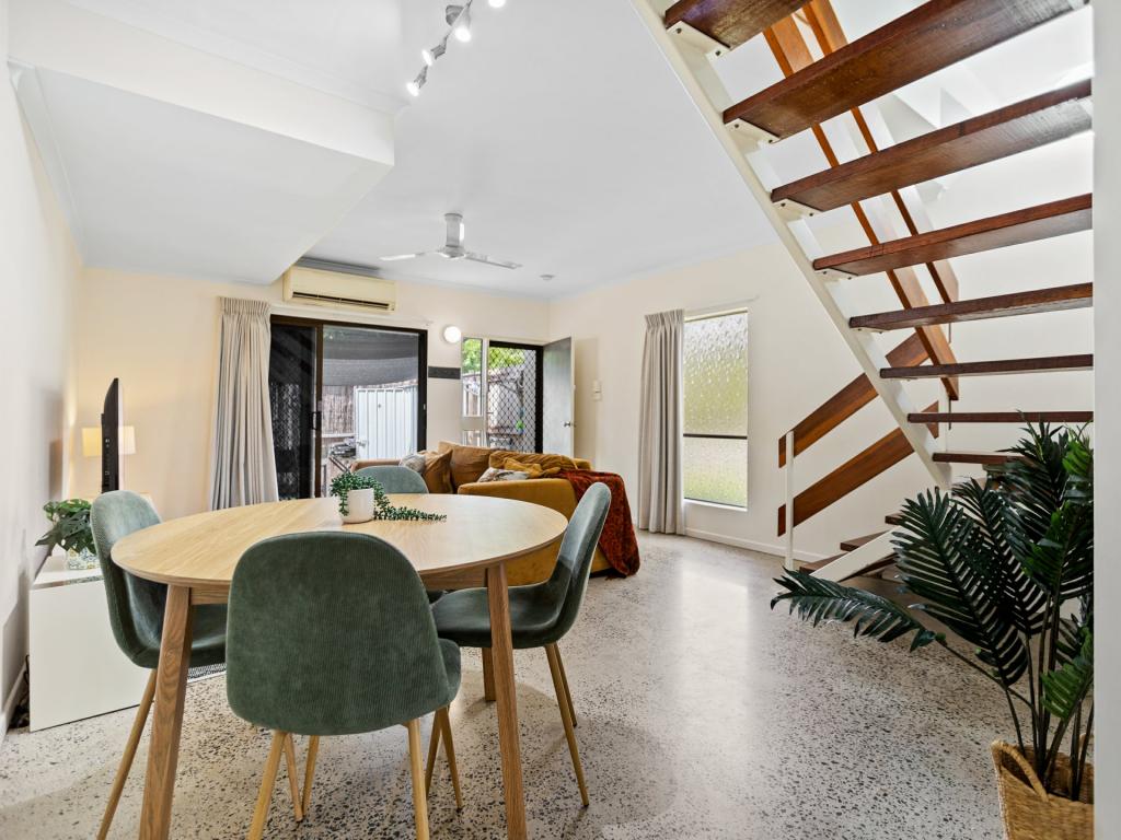 4/7 Mcpherson Cl, Edge Hill, QLD 4870