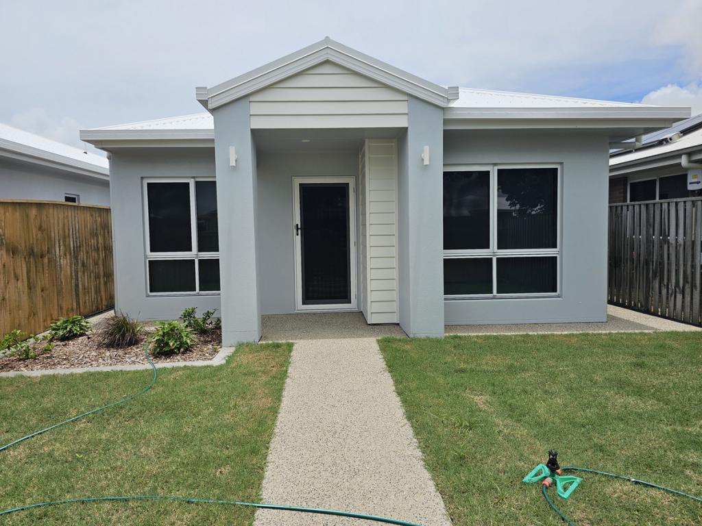 63 Commander Pde, Bucasia, QLD 4750