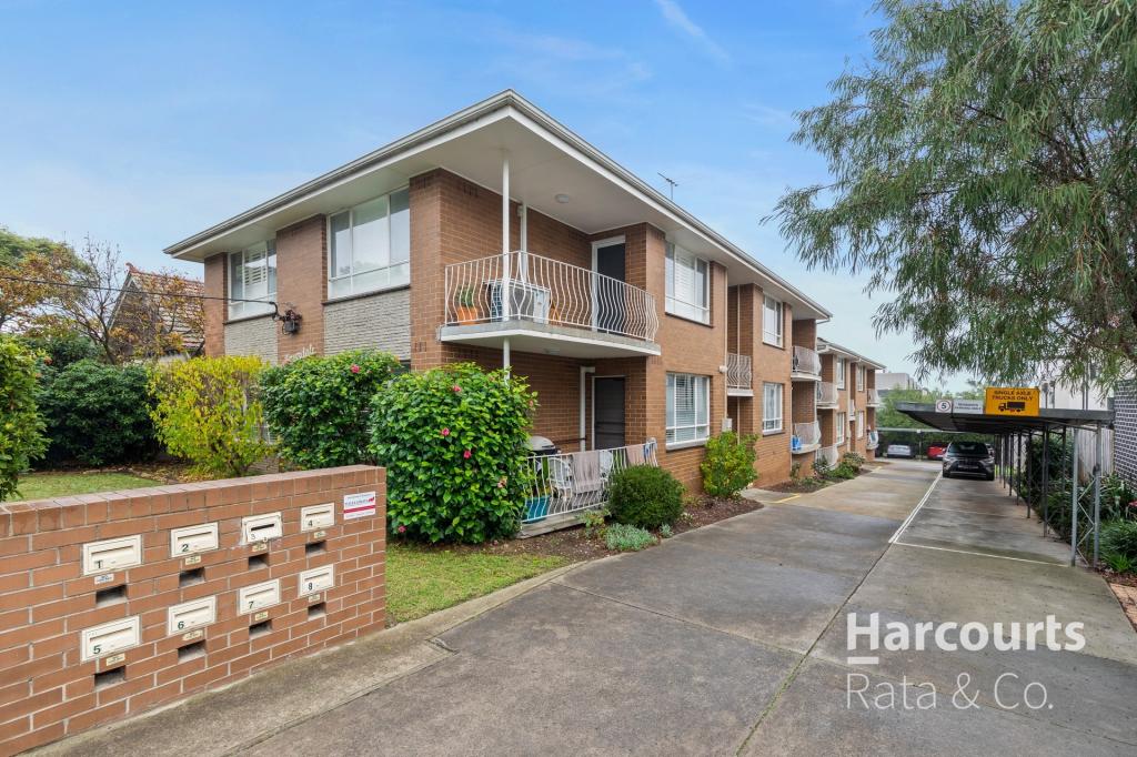 8/3 Flower St, Essendon, VIC 3040